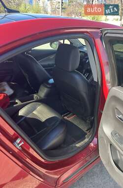 Хэтчбек Chevrolet Volt 2011 в 