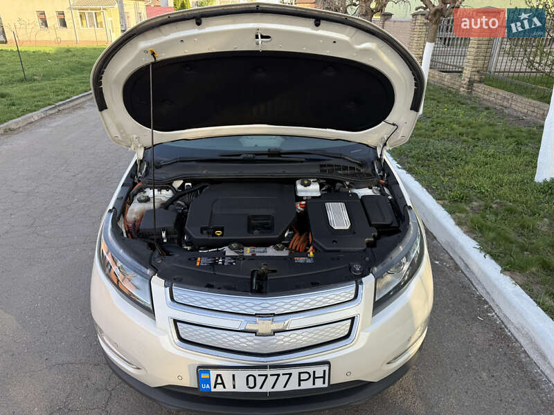 Хетчбек Chevrolet Volt 2013 в Києві