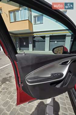 Хэтчбек Chevrolet Volt 2015 в 
