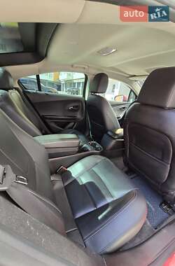 Хэтчбек Chevrolet Volt 2015 в 