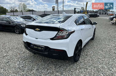 Хэтчбек Chevrolet Volt 2016 в 