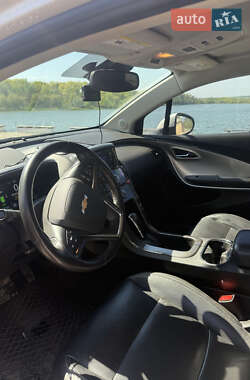 Хетчбек Chevrolet Volt 2013 в 