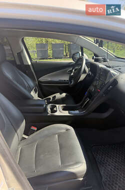 Хетчбек Chevrolet Volt 2013 в 