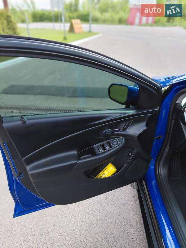 Хэтчбек Chevrolet Volt 2018 в Василькове