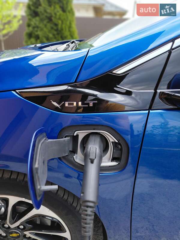Хэтчбек Chevrolet Volt 2018 в Василькове