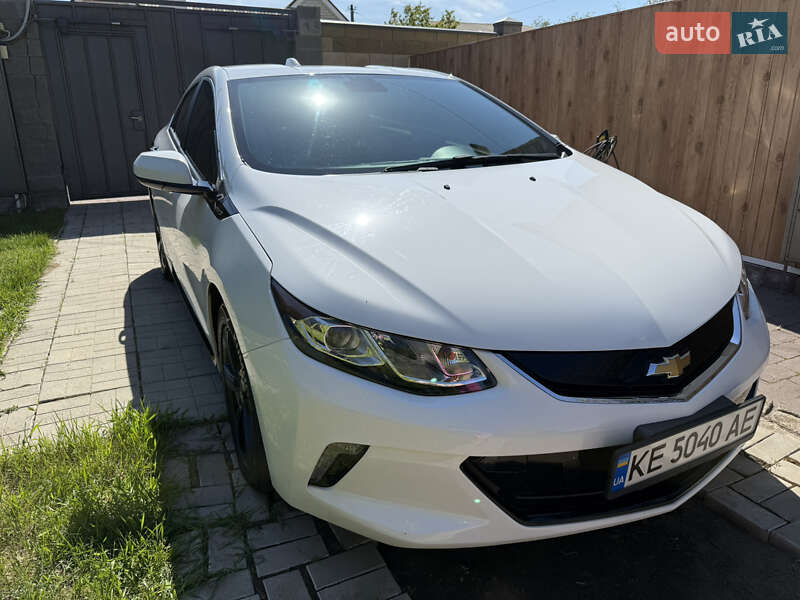Хэтчбек Chevrolet Volt 2018 в Днепре