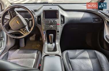 Хетчбек Chevrolet Volt 2011 в 
