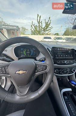 Хэтчбек Chevrolet Volt 2017 в 