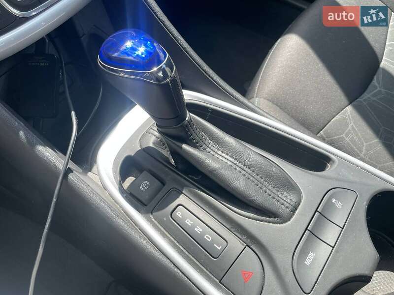 Хэтчбек Chevrolet Volt 2018 в Киеве