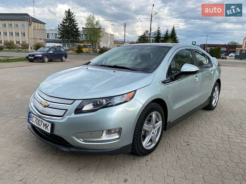 Хэтчбек Chevrolet Volt 2012 в Самборе
