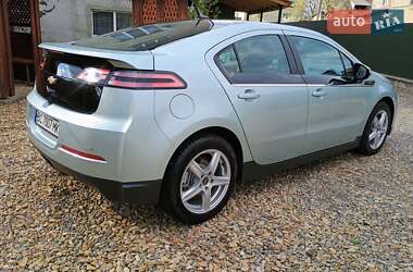 Хэтчбек Chevrolet Volt 2012 в 