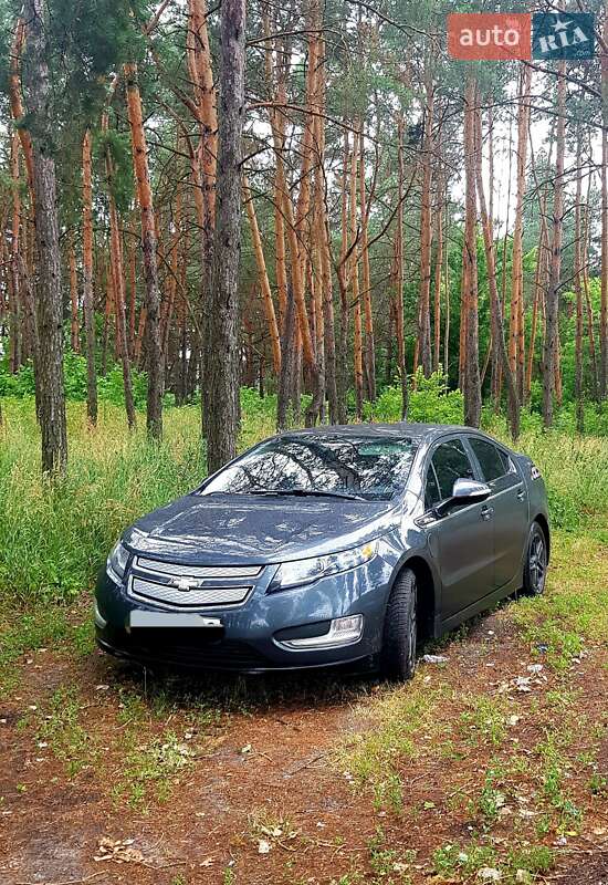 Хэтчбек Chevrolet Volt 2013 в 