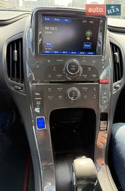 Хэтчбек Chevrolet Volt 2015 в 