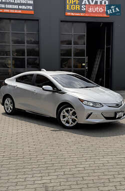 Хэтчбек Chevrolet Volt 2016 в 
