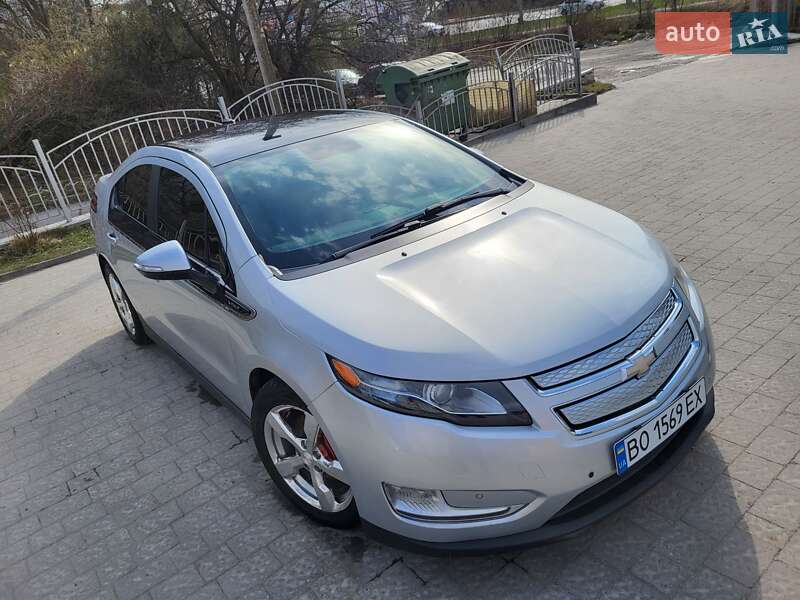Хэтчбек Chevrolet Volt 2011 в Тернополе