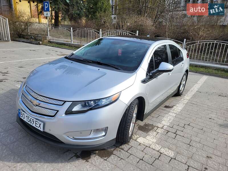 Хэтчбек Chevrolet Volt 2011 в Тернополе