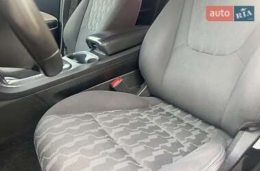 Хэтчбек Chevrolet Volt 2013 в 