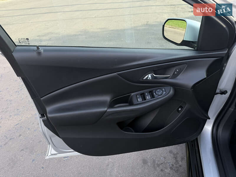 Хэтчбек Chevrolet Volt 2016 в Ровно