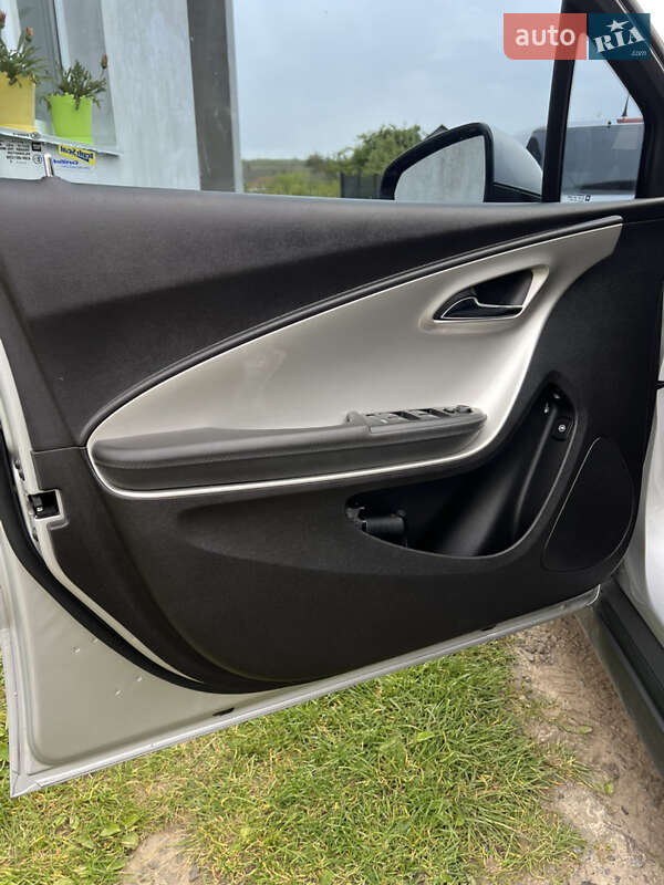 Хэтчбек Chevrolet Volt 2012 в Ровно фото 12 Хэтчбек Chevrolet Volt 2012 в Ровно
