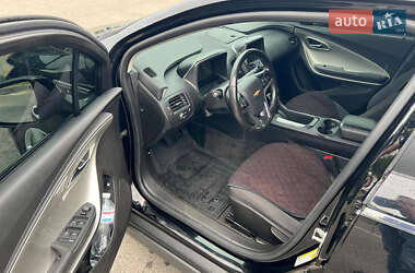 Хэтчбек Chevrolet Volt 2015 в 