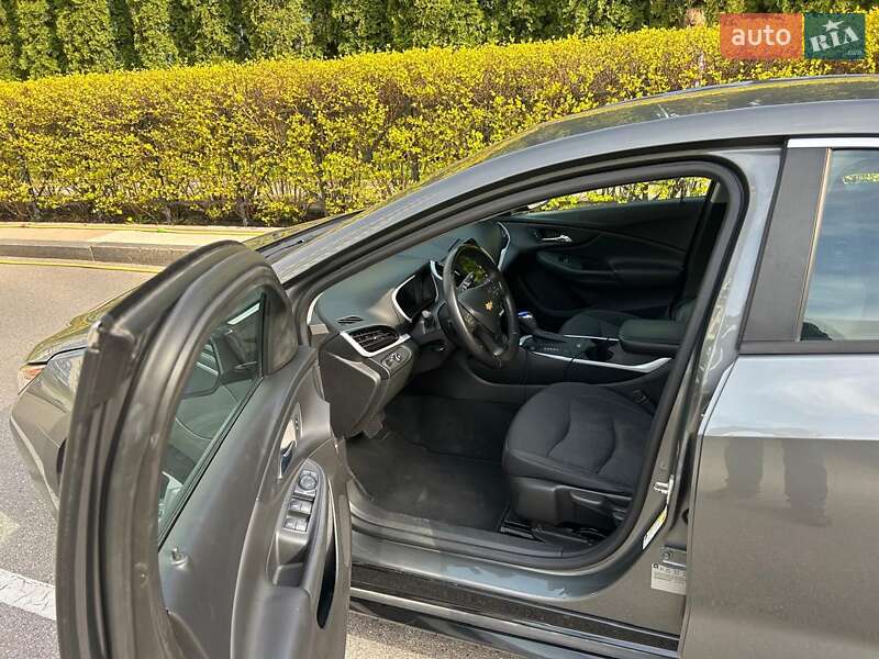 Хетчбек Chevrolet Volt 2016 в Києві фото 8 Хетчбек Chevrolet Volt 2016 в Києві