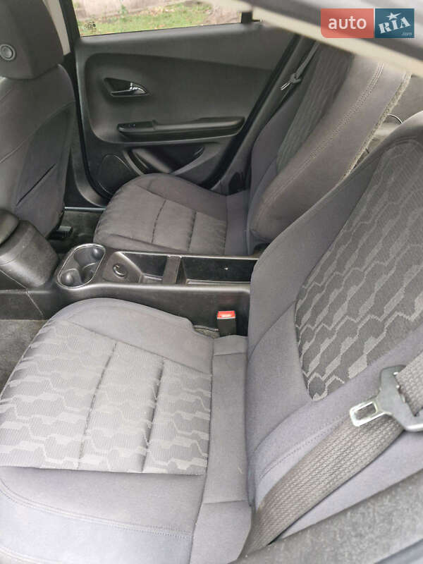 Хэтчбек Chevrolet Volt 2012 в Одессе