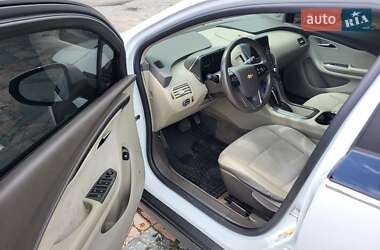 Хетчбек Chevrolet Volt 2013 в 