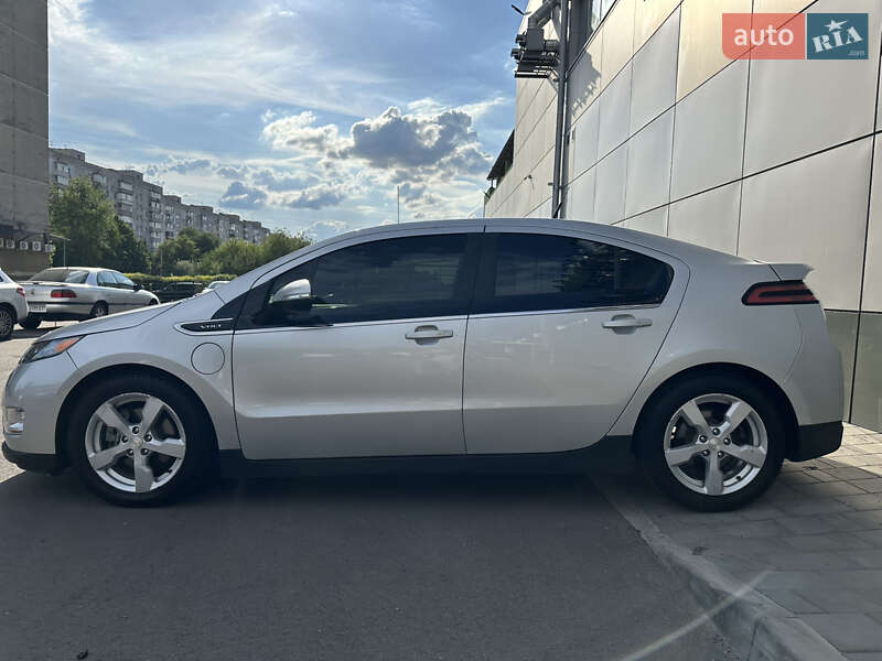 Хетчбек Chevrolet Volt 2014 в Дніпрі фото 3 Хетчбек Chevrolet Volt 2014 в Дніпрі