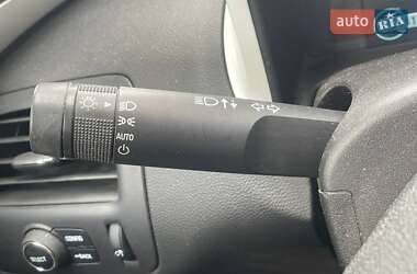 Хэтчбек Chevrolet Volt 2011 в 