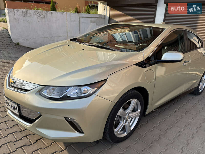 Хэтчбек Chevrolet Volt 2016 в Хмельницком