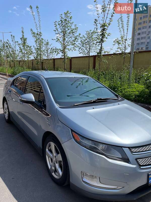 Хэтчбек Chevrolet Volt 2013 в Софиевской Борщаговке фото 6 Хэтчбек Chevrolet Volt 2013 в Софиевской Борщаговке