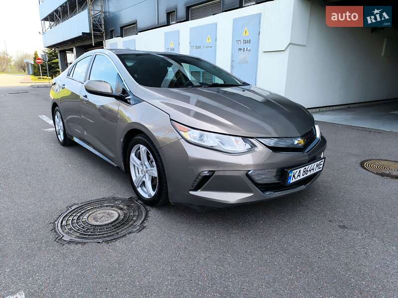 Хетчбек Chevrolet Volt 2017 в Києві