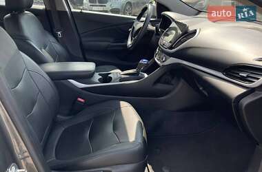 Хэтчбек Chevrolet Volt 2017 в 