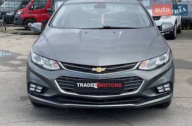 Хэтчбек Chevrolet Volt 2017 в 