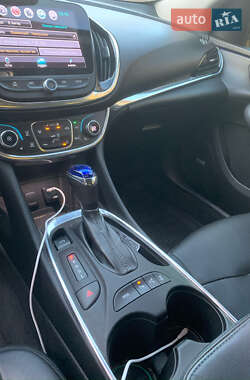 Хэтчбек Chevrolet Volt 2016 в 