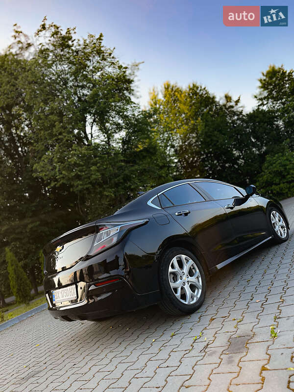 Хэтчбек Chevrolet Volt 2017 в Хмельницком