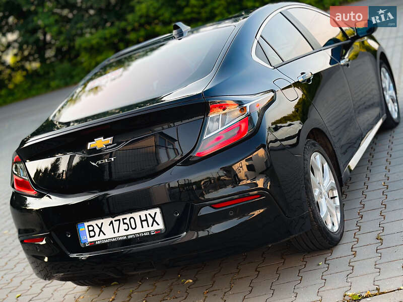Хэтчбек Chevrolet Volt 2017 в Хмельницком