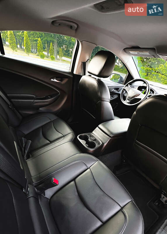 Хэтчбек Chevrolet Volt 2017 в Хмельницком