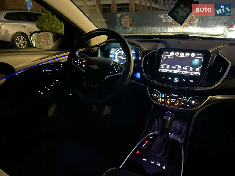 Хэтчбек Chevrolet Volt 2017 в Хмельницком