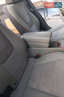 Хэтчбек Chevrolet Volt 2013 в 