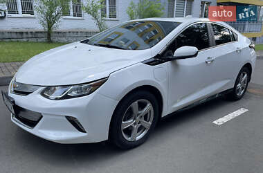 Хэтчбек Chevrolet Volt 2016 в 