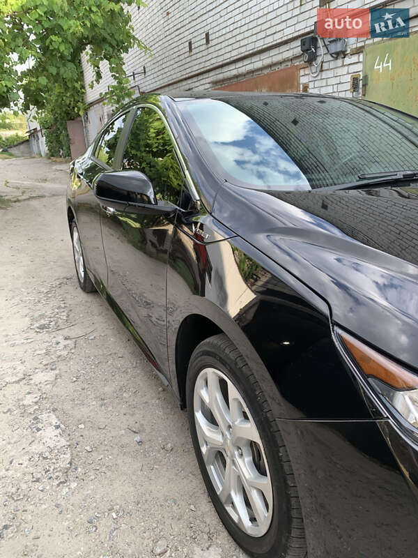 Хетчбек Chevrolet Volt 2016 в Дніпрі