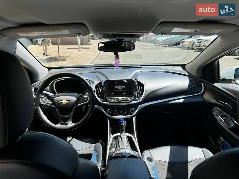 Хэтчбек Chevrolet Volt 2016 в Одессе