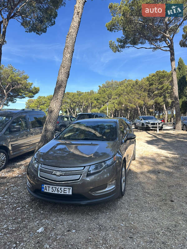 Хэтчбек Chevrolet Volt 2014 в Ужгороде фото 2 Хэтчбек Chevrolet Volt 2014 в Ужгороде