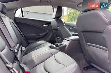 Хэтчбек Chevrolet Volt 2016 в 