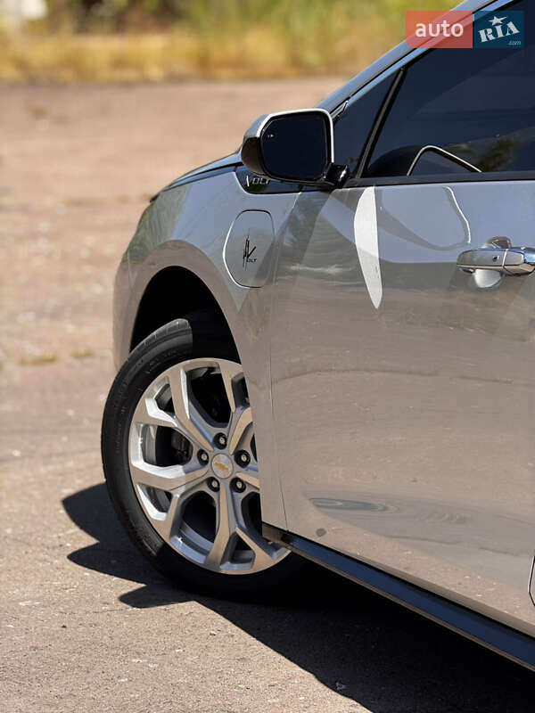 Хэтчбек Chevrolet Volt 2016 в Калуше фото 5 Хэтчбек Chevrolet Volt 2016 в Калуше