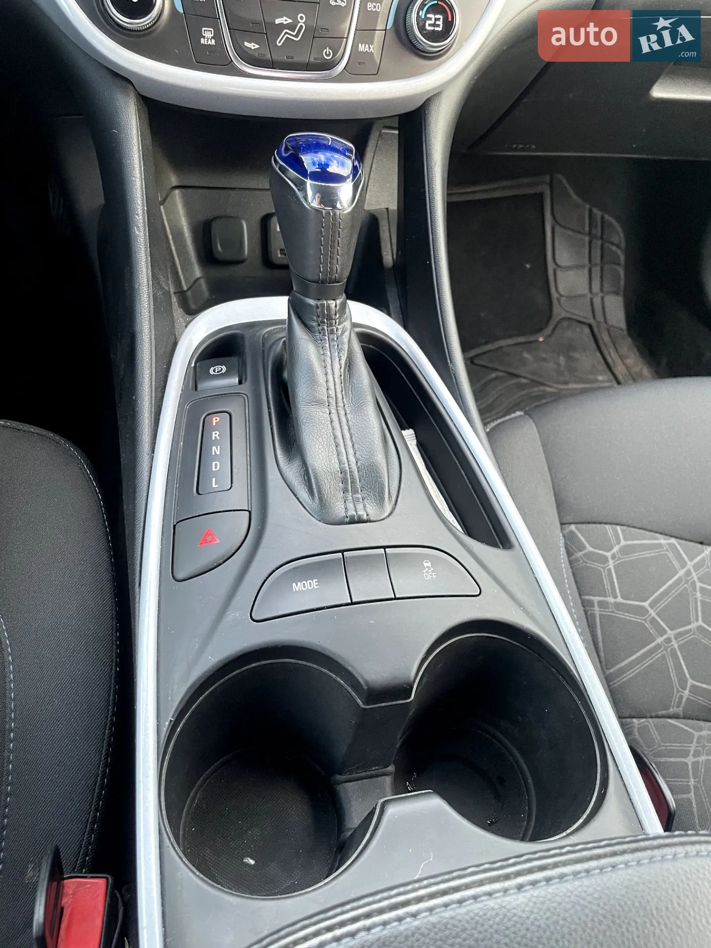 2016 Chevrolet Volt - мініатюра 10
