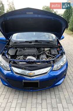 Хэтчбек Chevrolet Volt 2016 в 