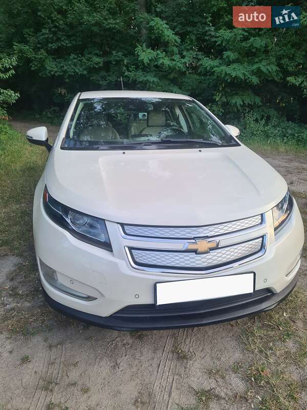 Хэтчбек Chevrolet Volt 2013 в Черкассах