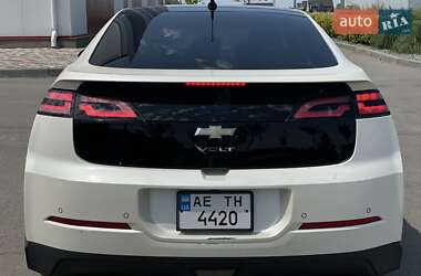 Хэтчбек Chevrolet Volt 2011 в 